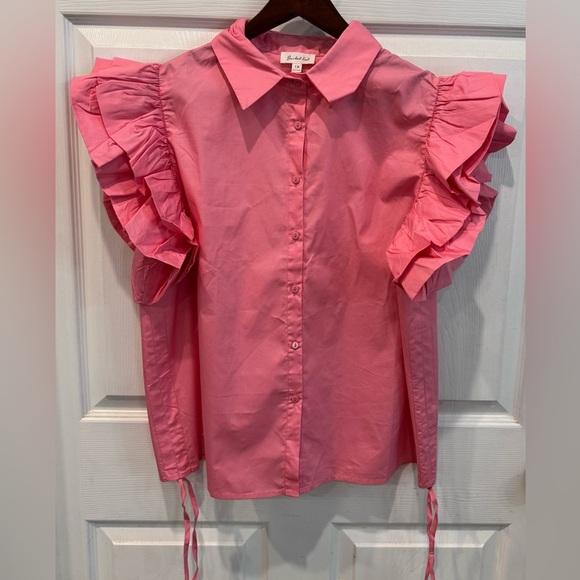 Bucket List women’s Size 1X Pink Ruffle Blouse Button Down NWOT - Picture 1 of 7